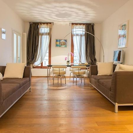 Stunning Apartment In The Heart Of 베니스 외부 사진